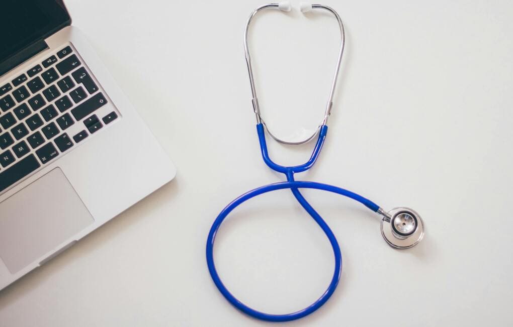 Distribución médica eficiente con software de rutas en Uruguay
