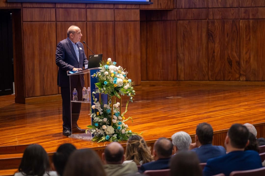 INCAE valora la contribución de Ficohsa como aliado corporativo